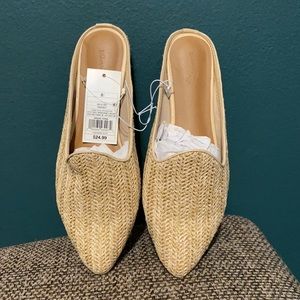 Universal Thread Tan Slip-on